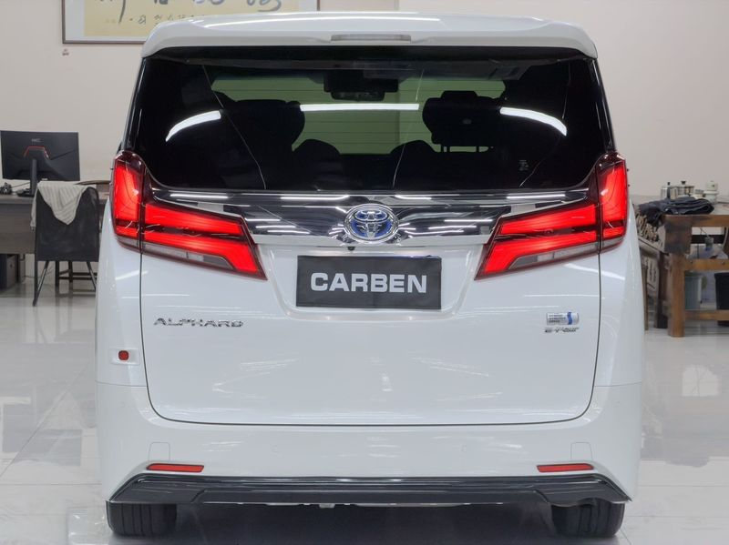Alphard photo 4