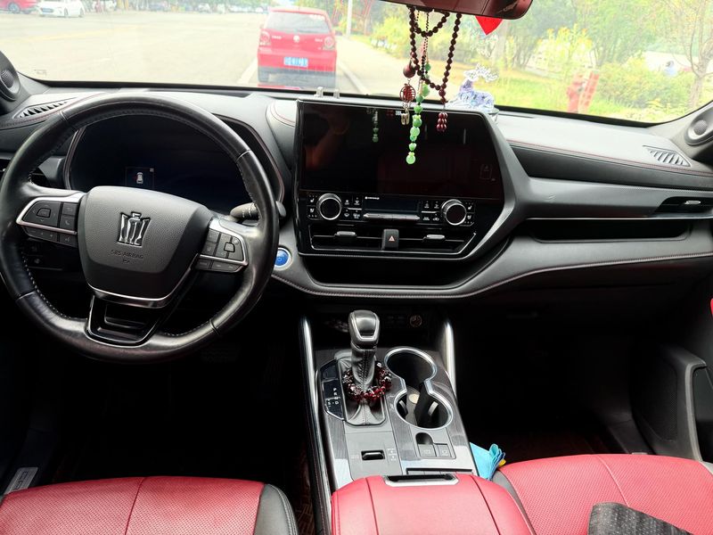 Land Cruiser photo 5