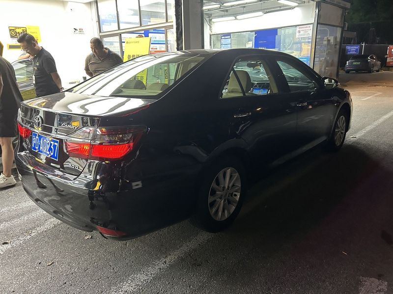 Camry photo 3
