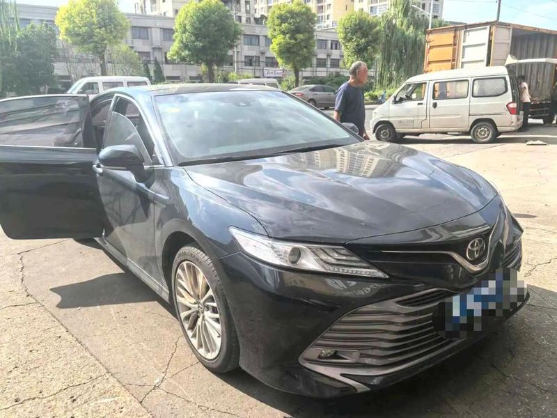 Camry photo 3
