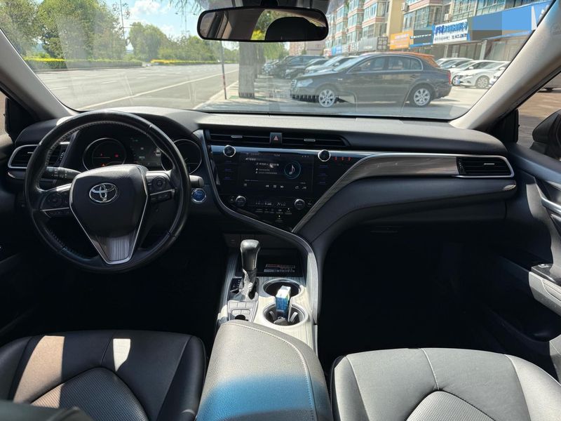 Camry photo 4