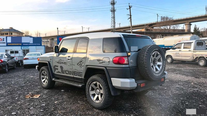 FJ Cruiser photo 5