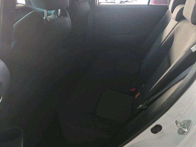 Corolla Cross photo 5