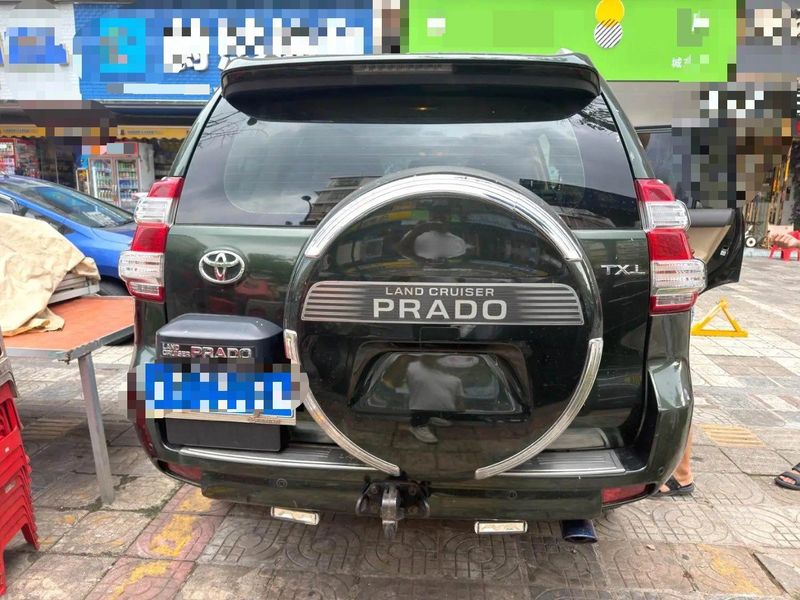 Land Cruiser Prado photo 4