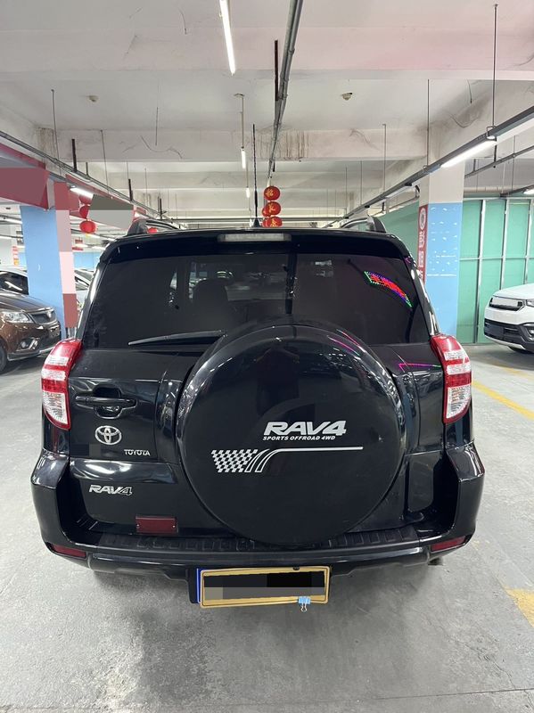 RAV4 photo 5