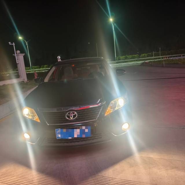 Camry photo 2