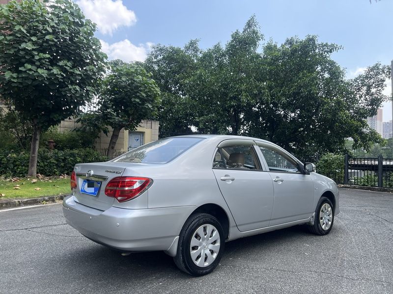 Corolla photo 2