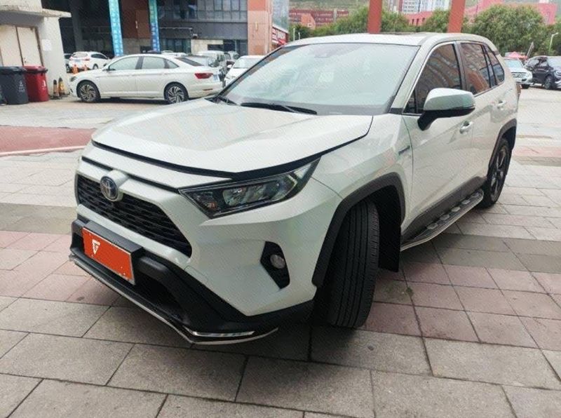 RAV4