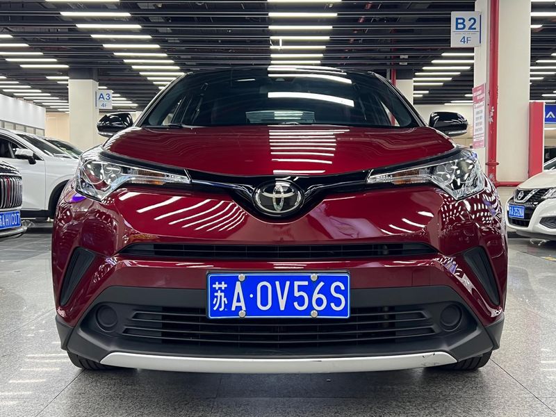 C-HR photo 2