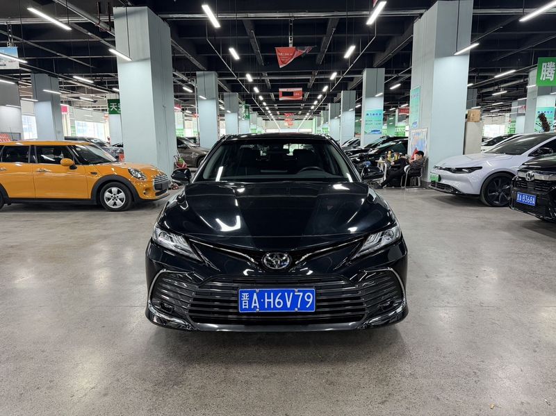 Camry photo 2