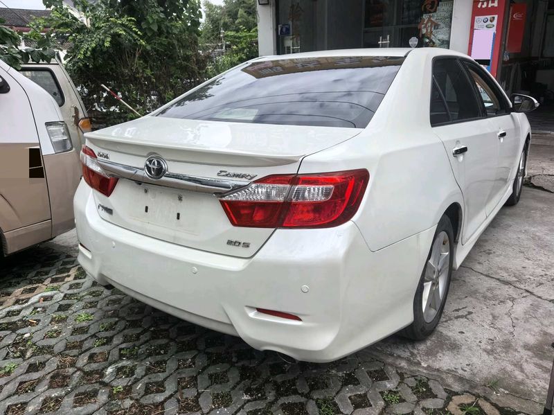 Camry photo 2