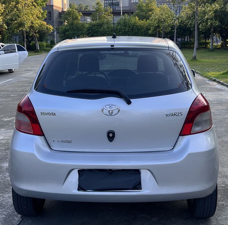 Yaris photo 5