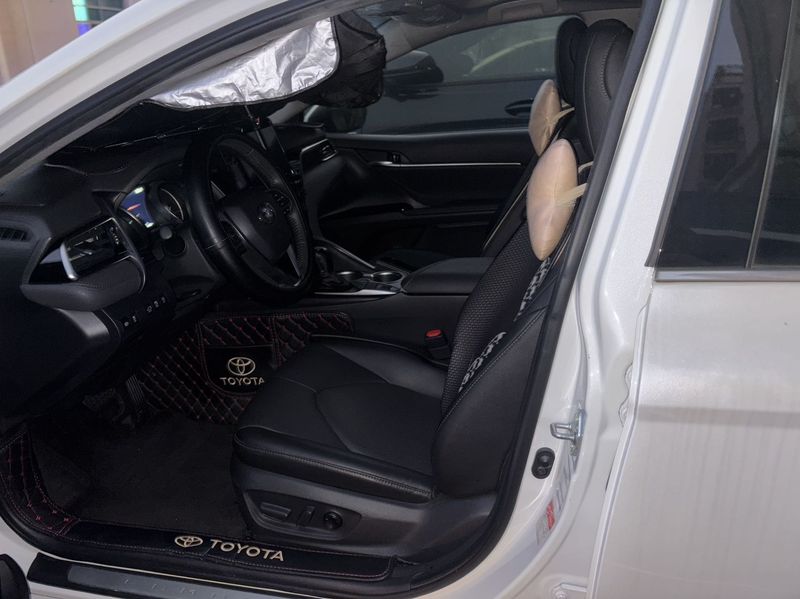 Camry photo 2