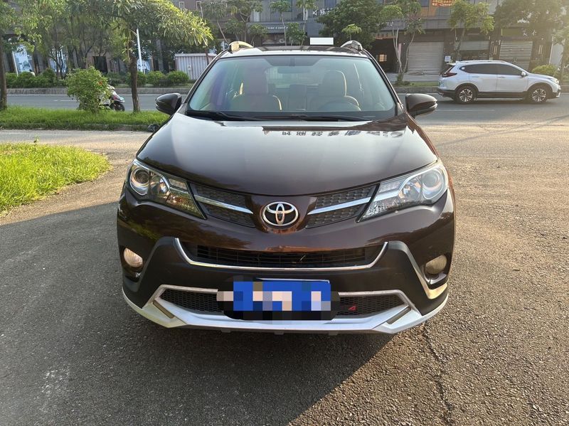 RAV4 photo 2