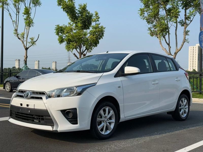 Yaris