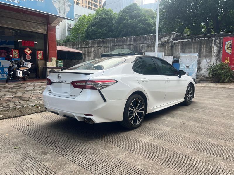 Camry photo 3