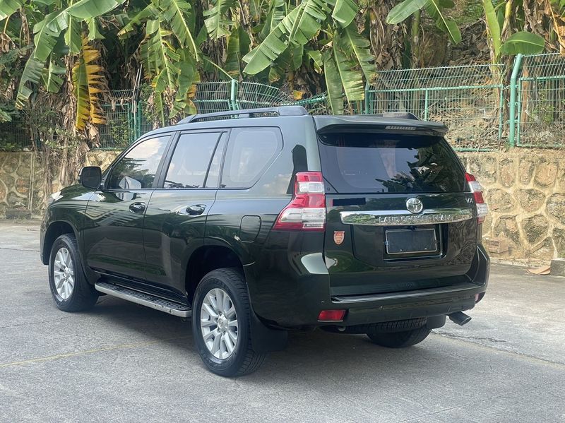 Land Cruiser Prado photo 4