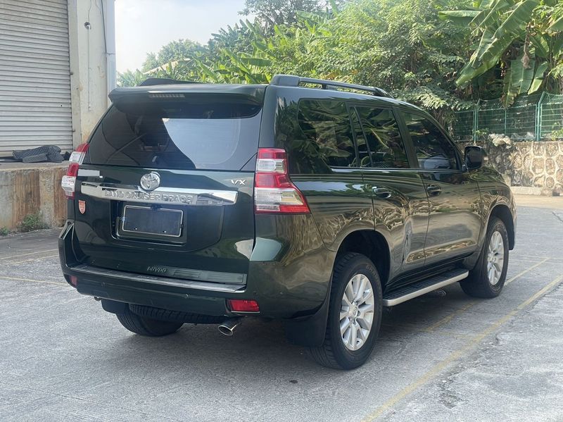 Land Cruiser Prado photo 5