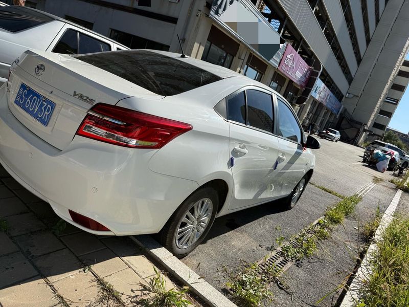 Vios photo 3