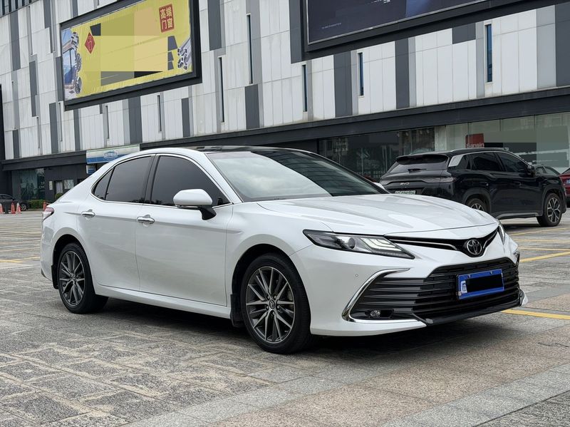 Camry photo 3