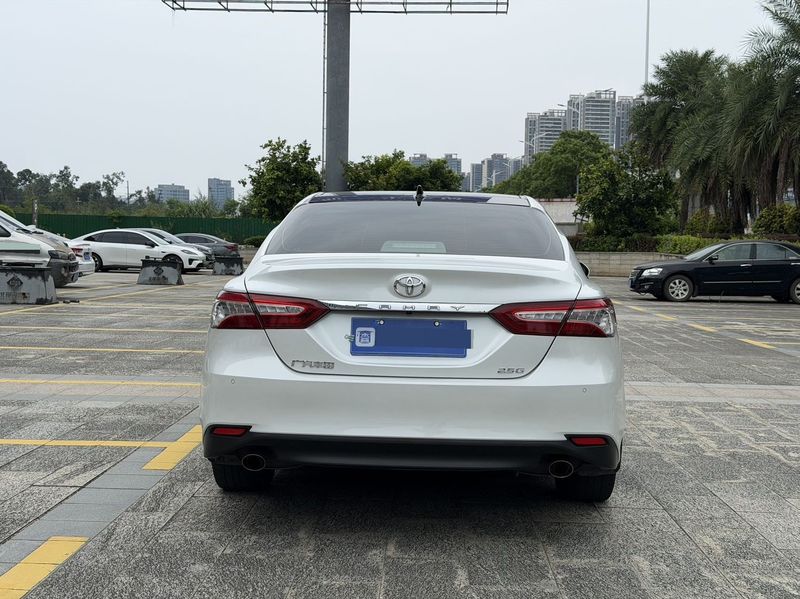 Camry photo 4