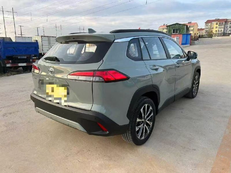 Corolla Cross photo 4