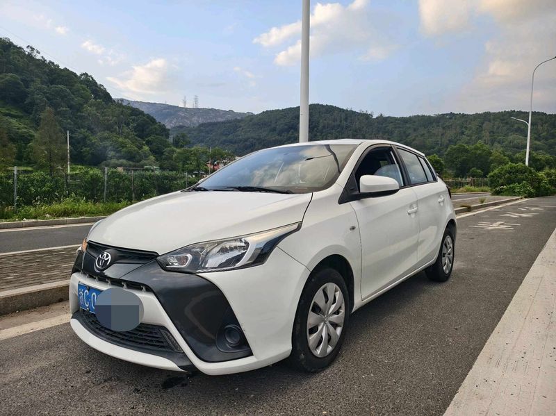 Yaris