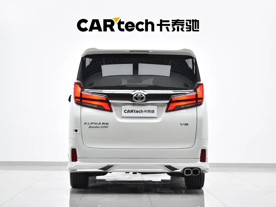 Toyota Alphard photo 23