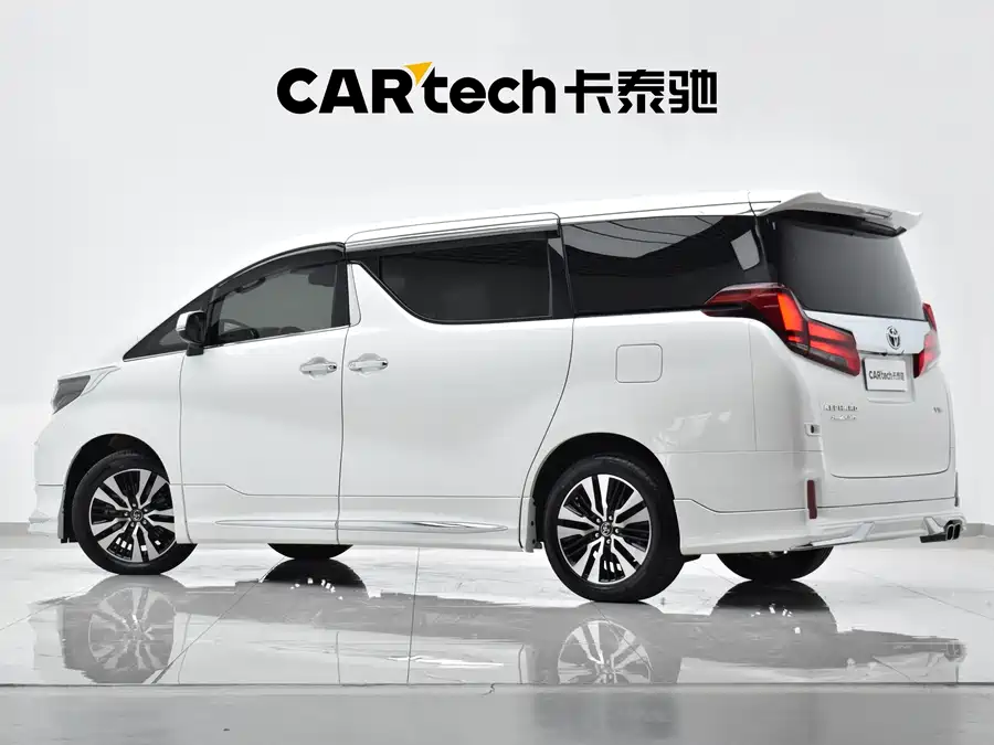 Toyota Alphard photo 24