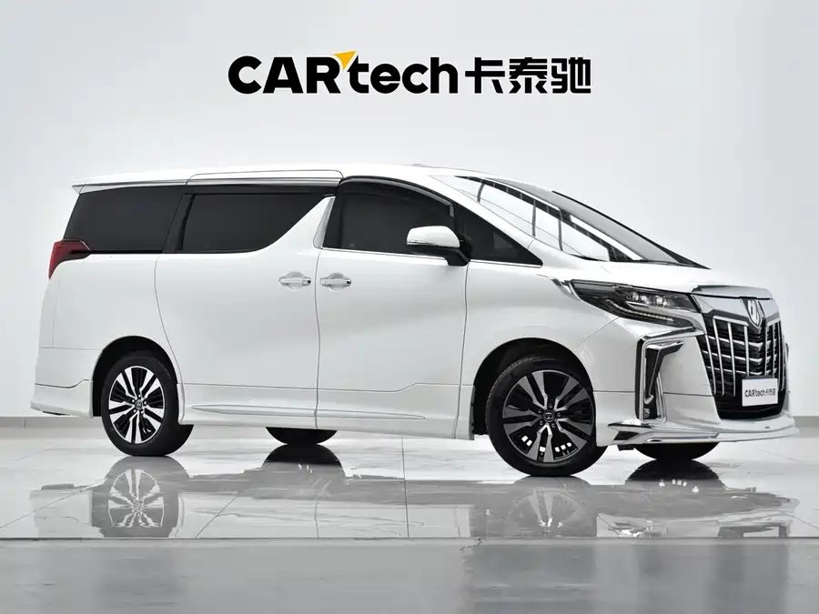 Toyota Alphard photo 4