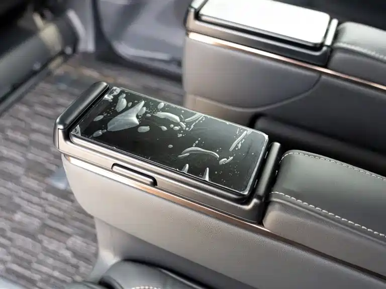 Toyota Alphard photo 7