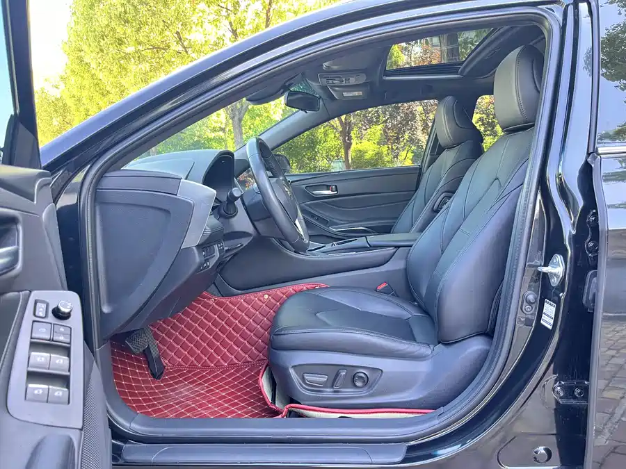 Toyota Avalon photo 14