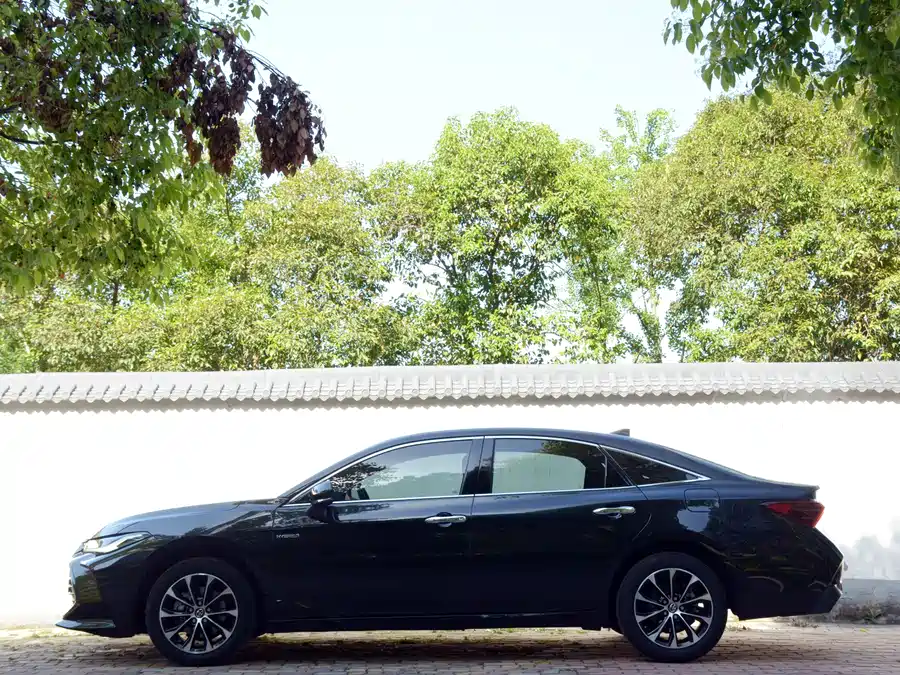 Toyota Avalon photo 10