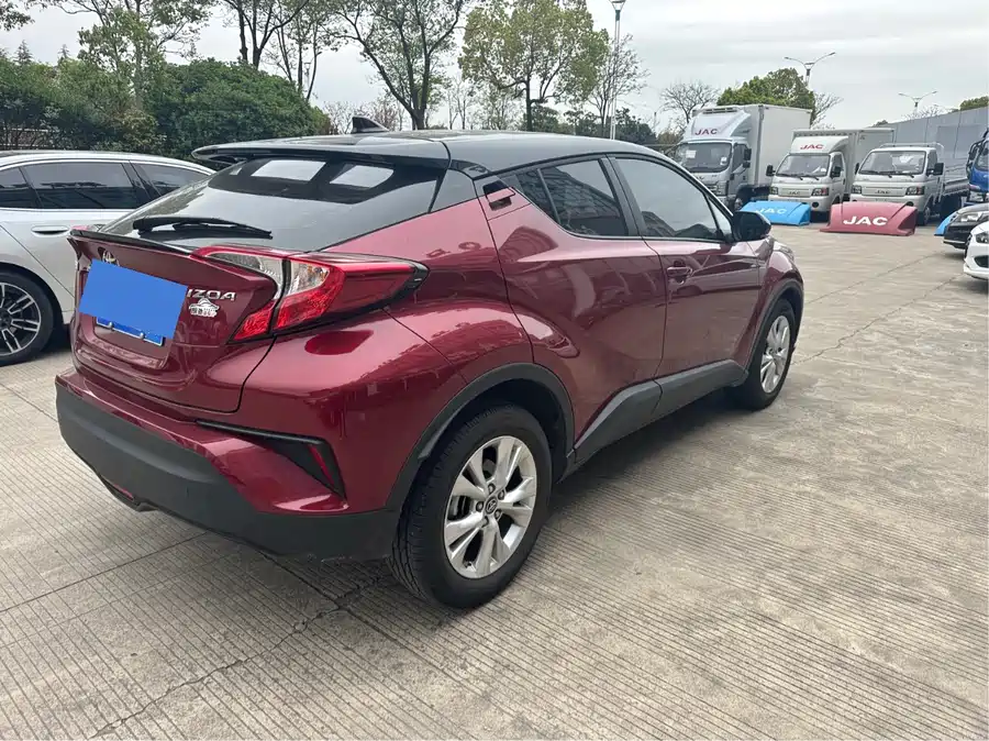 عکس Toyota IZOA شماره 4