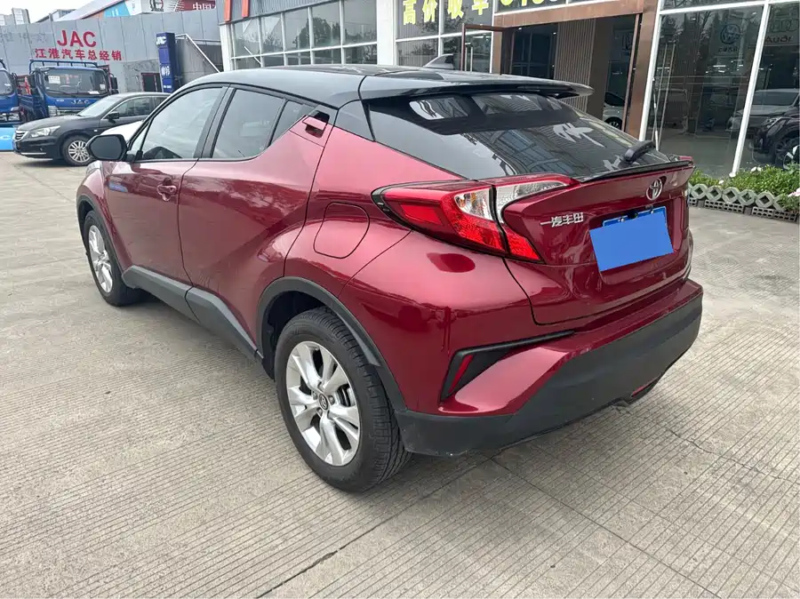 عکس Toyota IZOA شماره 6