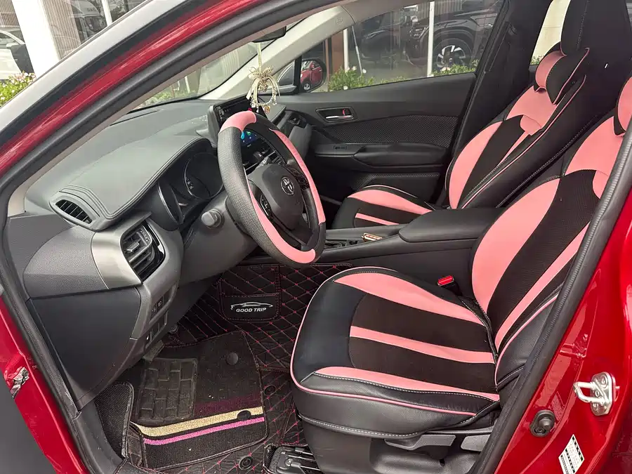 عکس Toyota IZOA شماره 7