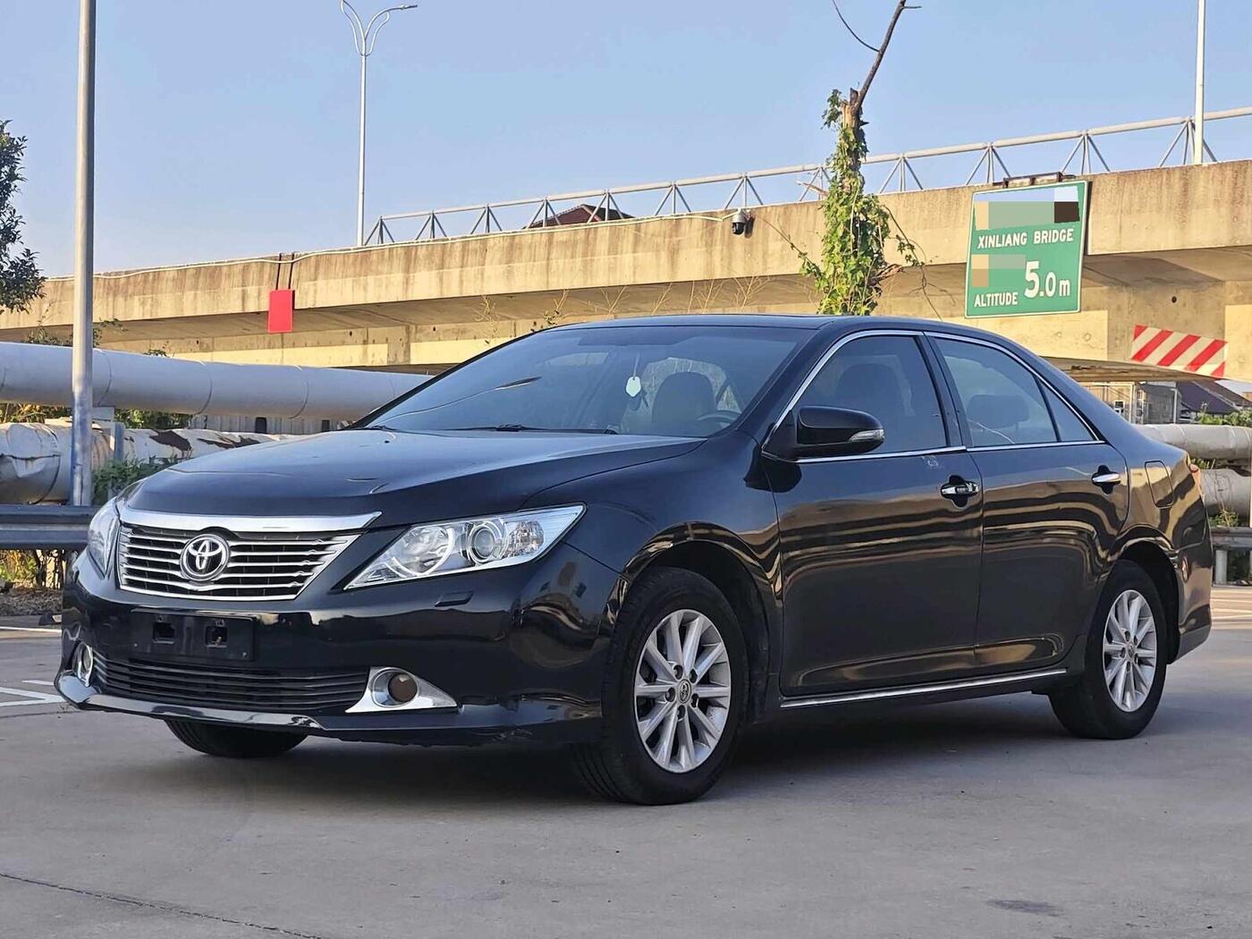 Toyota 2012 Camry 2.5 G Luxury Edition