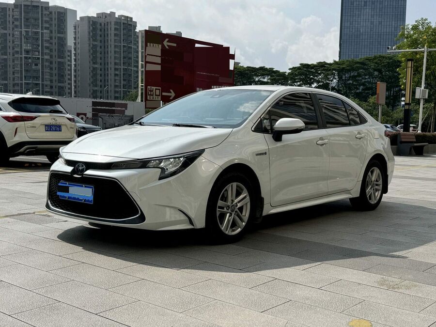 Toyota 2021 Levin Dual Engine 1.8H CVT Luxury Version