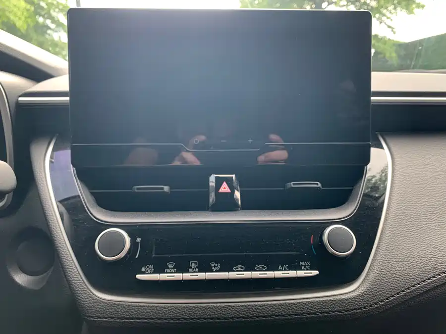 Toyota Frontlander photo 14