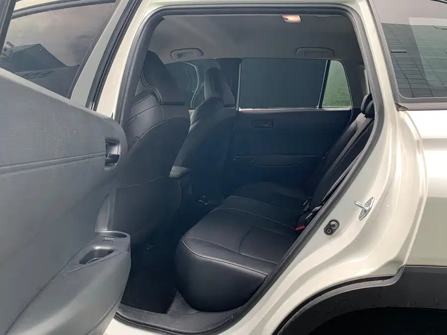 Toyota Frontlander photo 17