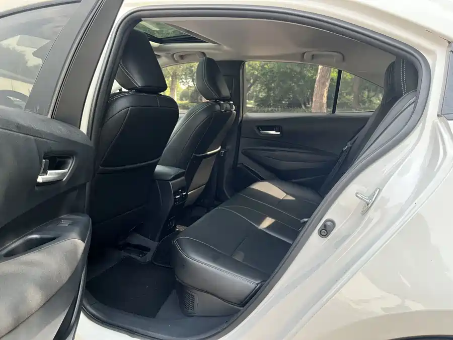 Toyota Corolla photo 4