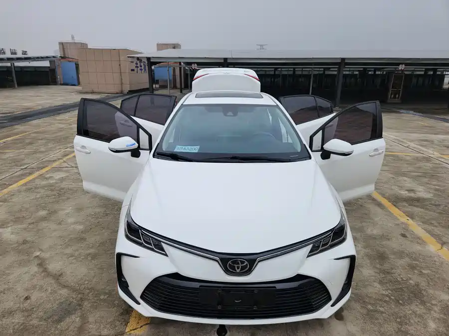 Toyota Corolla 1.2T photo 14