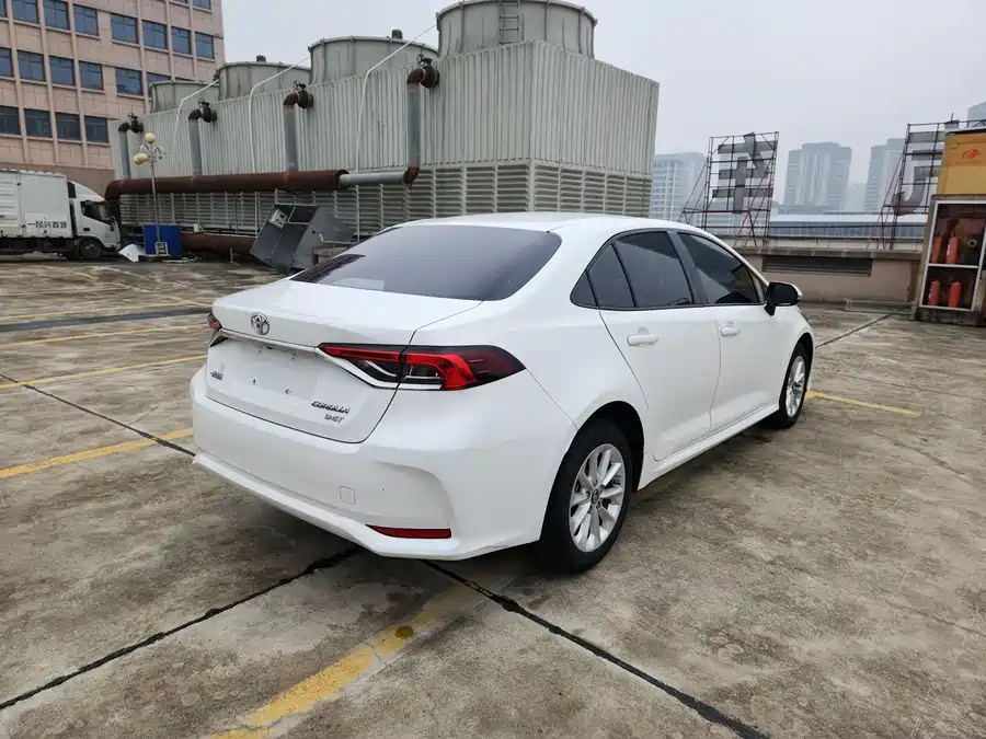 Toyota Corolla 1.2T photo 7