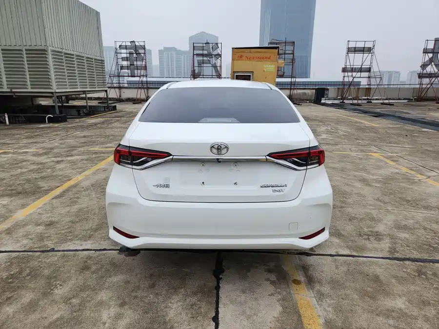 Toyota Corolla 1.2T photo 8