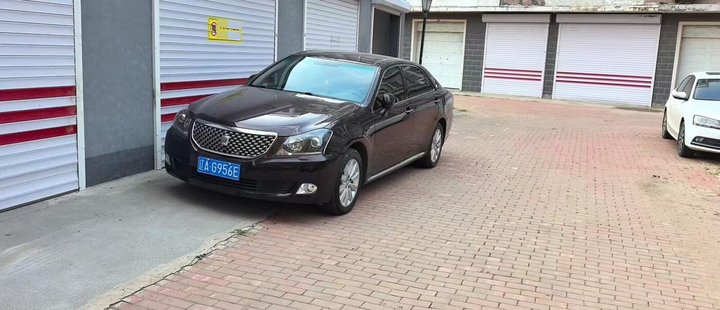 Toyota 2012 Crown 2.5 Royal Comfort Edition