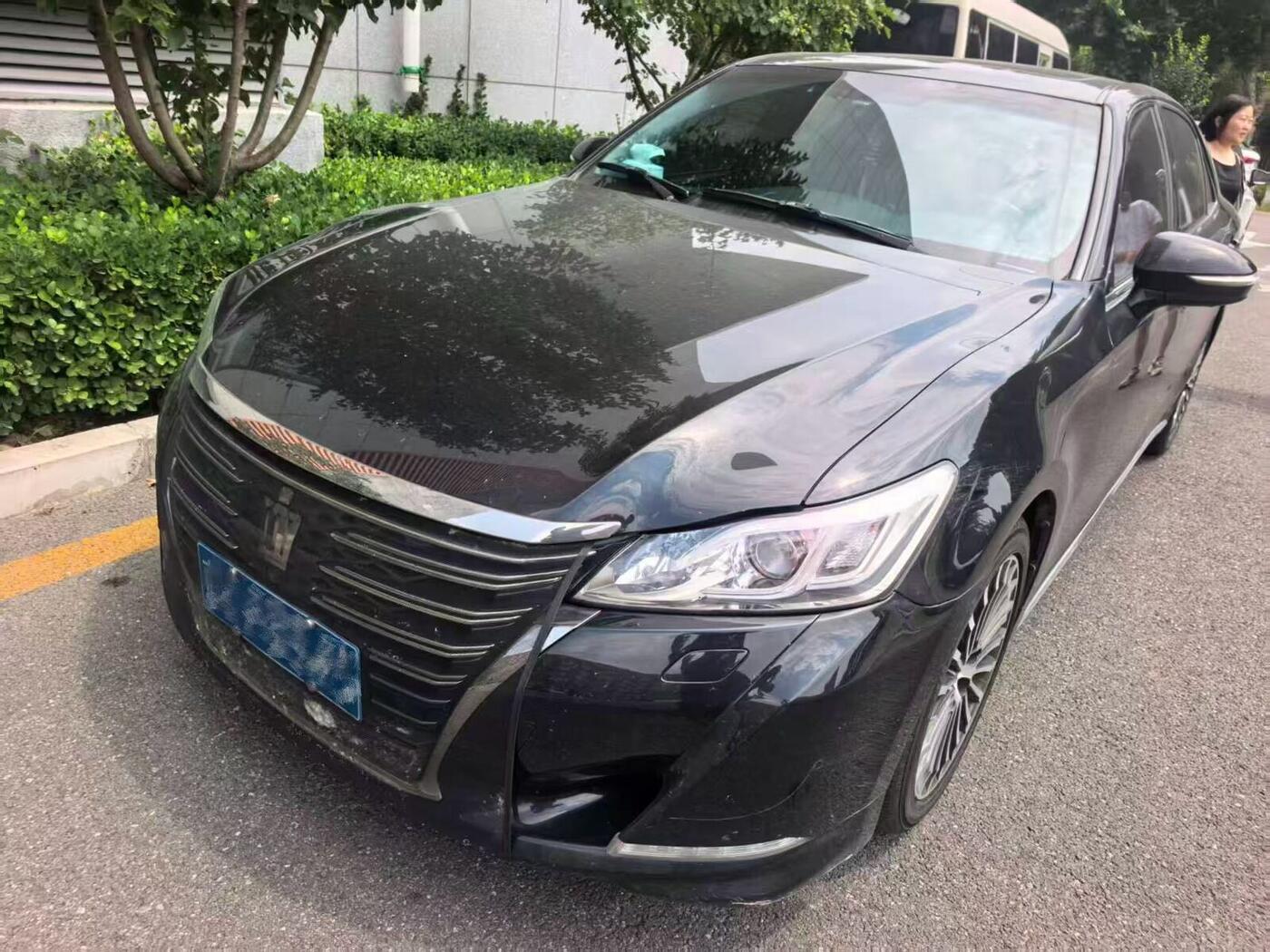 Toyota 2018 Crown 2.0T Sport