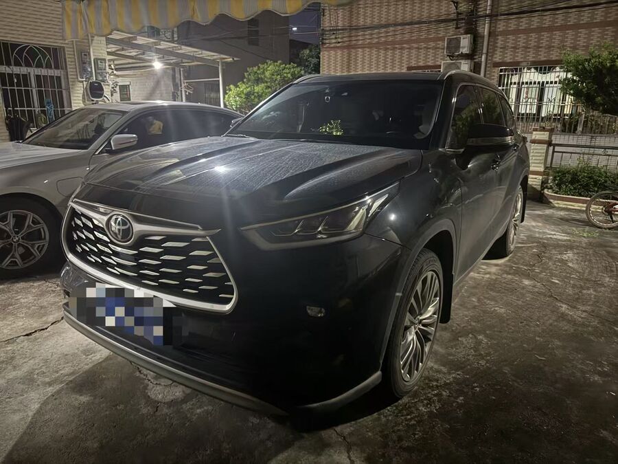 Toyota 2022 Highlander 2.0T 380T All-Wheel Drive Luxury 7-Seater