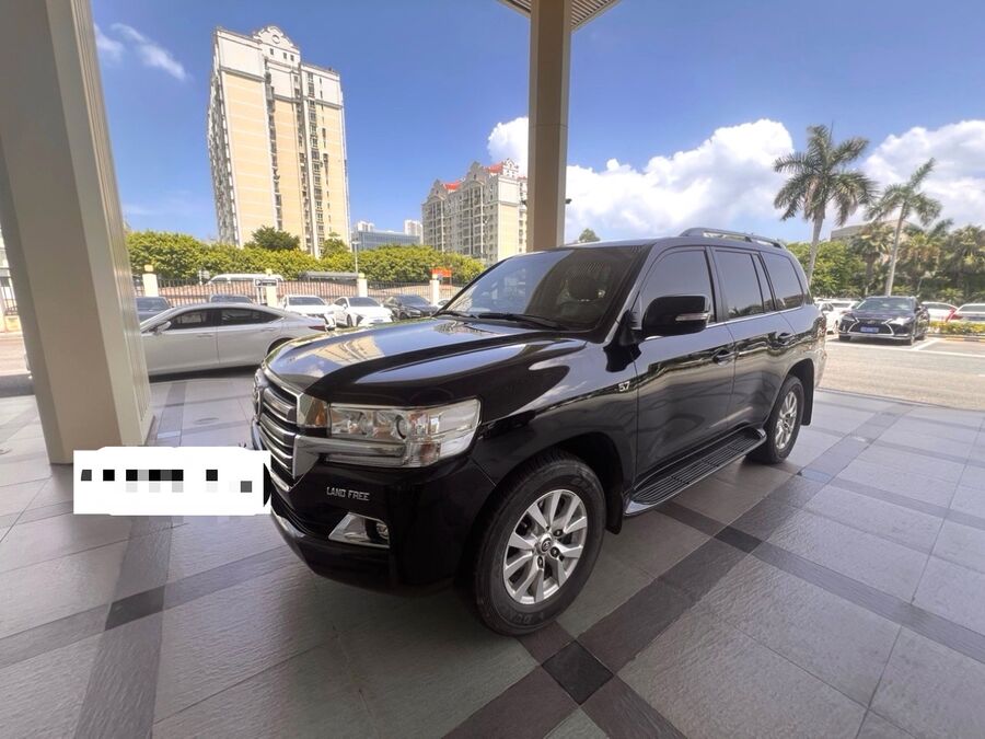 Toyota Land Cruiser (Imported) 2019 Land Cruiser 5.7 4x4 VXR (Middle East specification)