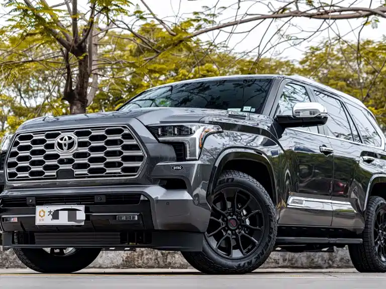 Toyota Sequoia