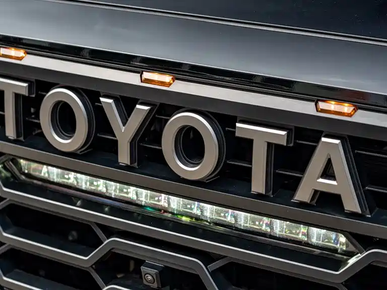 Toyota Sequoia photo 15